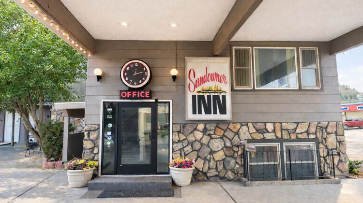 Sundowner Inn Exterior