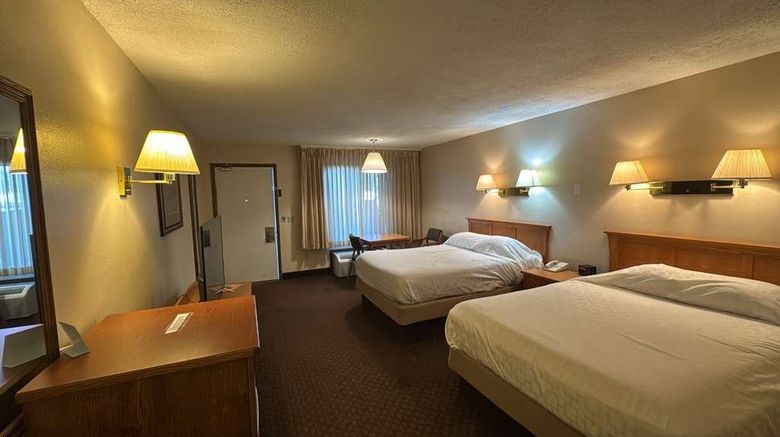 <b>Sundowner Inn Room</b>. Images powered by <a href="https://www.leonardoworldwide.com/" title="Leonardo Worldwide" target="_blank">Leonardo</a>.