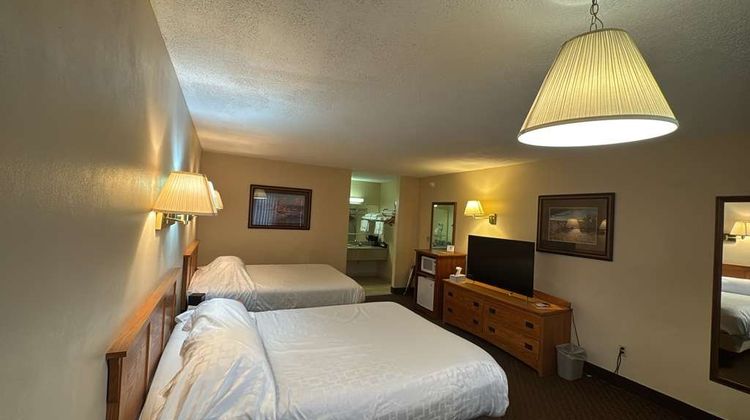 Sundowner Inn Room