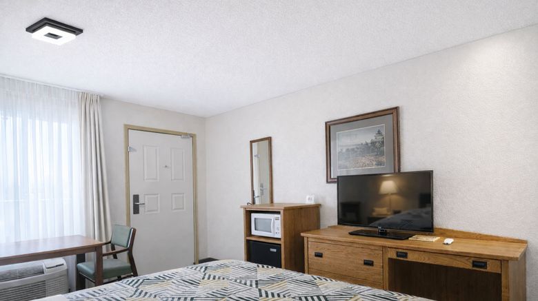 <b>Sundowner Inn Room</b>. Images powered by <a href="https://www.leonardoworldwide.com/" title="Leonardo Worldwide" target="_blank">Leonardo</a>.