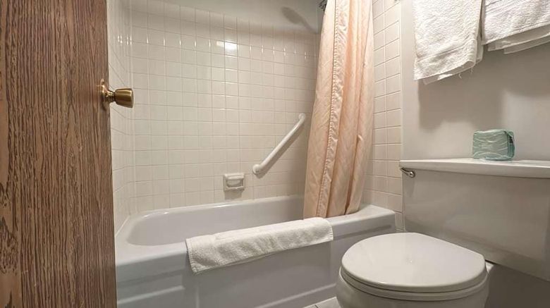 <b>Sundowner Inn Room</b>. Images powered by <a href="https://www.leonardoworldwide.com/" title="Leonardo Worldwide" target="_blank">Leonardo</a>.
