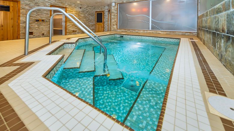 <b>Banff Inn Pool</b>. Images powered by <a href="https://www.leonardoworldwide.com/" title="Leonardo Worldwide" target="_blank">Leonardo</a>.