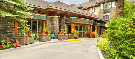 Royal Canadian Lodge Exterior