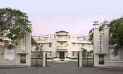 Azerai La Residence