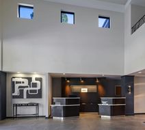 Courtyard Sacramento Midtown Lobby