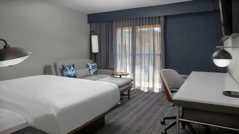 <b>Courtyard Richmond Northwest/Short Pump Suite</b>. Images powered by <a href="https://www.leonardoworldwide.com/" title="Leonardo Worldwide" target="_blank">Leonardo</a>.