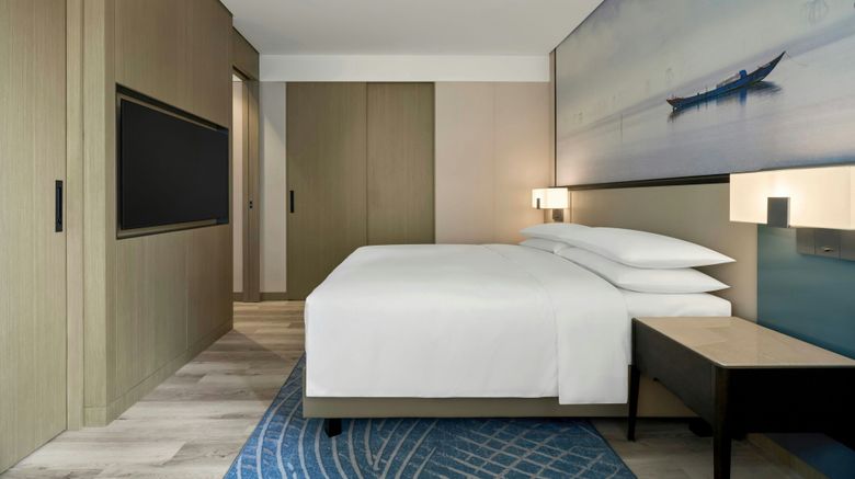 <b>Courtyard by Marriott Danang Han River Room</b>. Images powered by <a href="https://www.leonardoworldwide.com/" title="Leonardo Worldwide" target="_blank">Leonardo</a>.