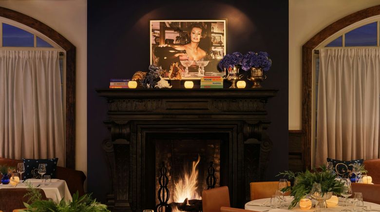 <b>The St. Regis Aspen Resort Restaurant</b>. Images powered by <a href="https://www.leonardoworldwide.com/" title="Leonardo Worldwide" target="_blank">Leonardo</a>.