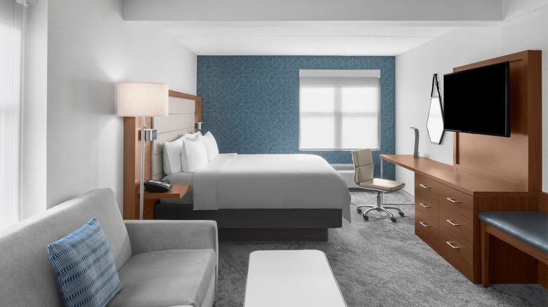 <b>Holiday Inn Express & Suites Suite</b>. Images powered by <a href="https://www.leonardoworldwide.com/" title="Leonardo Worldwide" target="_blank">Leonardo</a>.