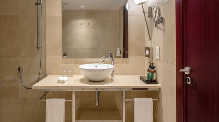 Crowne Plaza Porto Room