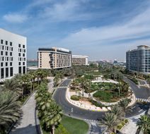 Yas Plaza Mangroves Exterior