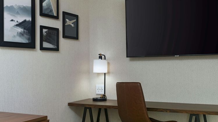 Four Points Austin Airport Suite