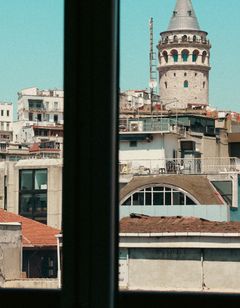 Hovagimyan Hotel and Suites