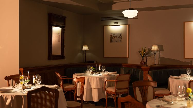 Hovagimyan Hotel and Suites Restaurant