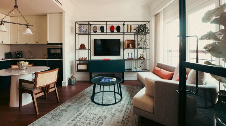 Hovagimyan Hotel and Suites Room