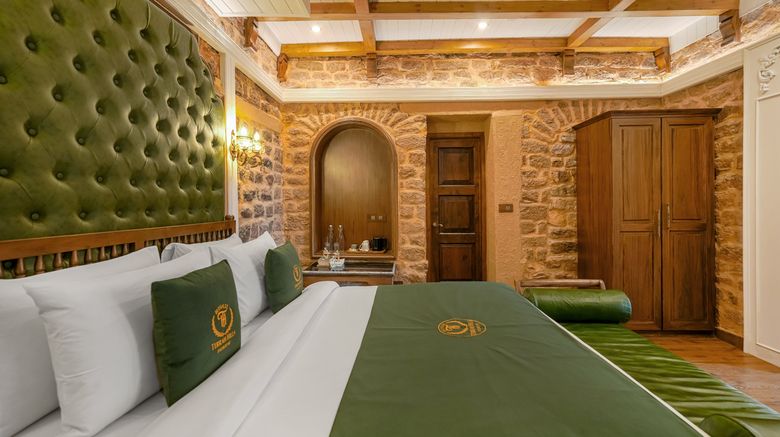 <b>Terrah Hills Resort Room</b>. Images powered by <a href="https://www.leonardoworldwide.com/" title="Leonardo Worldwide" target="_blank">Leonardo</a>.