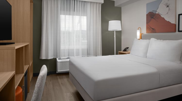 Spark by Hilton Northborough Room