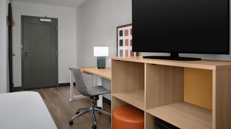 Spark by Hilton Northborough Room