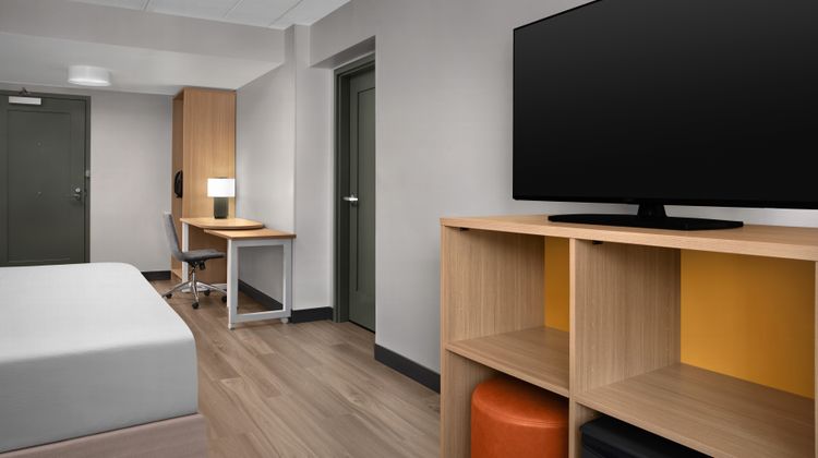 Spark by Hilton Northborough Room