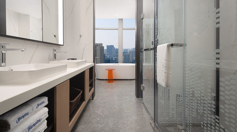 <b>Hampton Chengdu Xintong Ave Station Room</b>. Images powered by <a href="https://www.leonardoworldwide.com/" title="Leonardo Worldwide" target="_blank">Leonardo</a>.