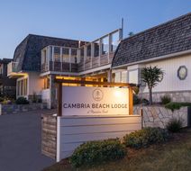 Cambria Beach Lodge Exterior