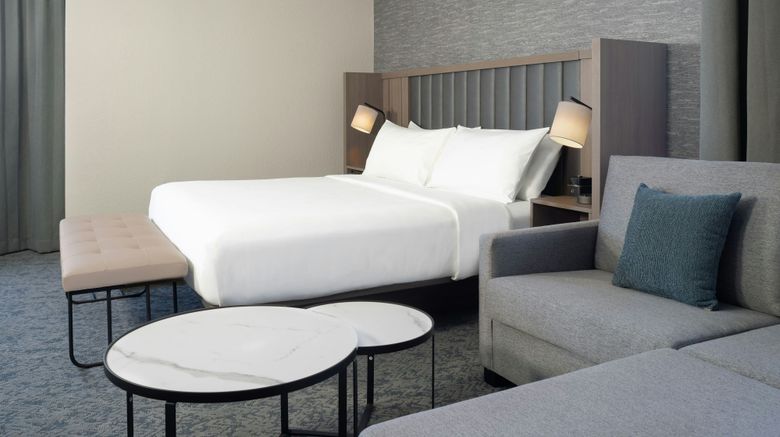 <b>Renaissance Framingham Hotel & Conf Ctr Suite</b>. Images powered by <a href="https://www.leonardoworldwide.com/" title="Leonardo Worldwide" target="_blank">Leonardo</a>.