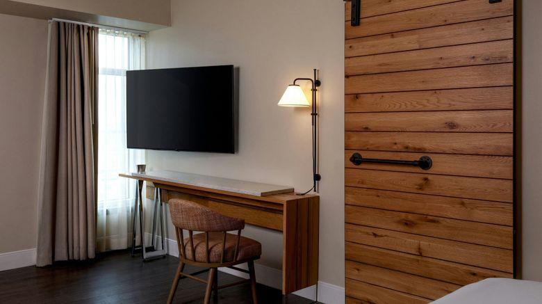 <b>Renaissance Allentown Hotel Suite</b>. Images powered by <a href="https://www.leonardoworldwide.com/" title="Leonardo Worldwide" target="_blank">Leonardo</a>.
