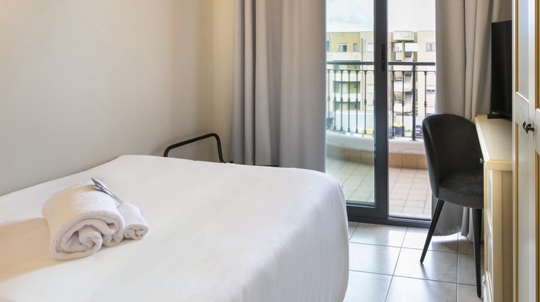 <b>B&B Hotel Pomezia Cortese Room</b>. Images powered by <a href="https://www.leonardoworldwide.com/" title="Leonardo Worldwide" target="_blank">Leonardo</a>.