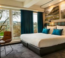 Motel One Edinburgh Royal Exterior