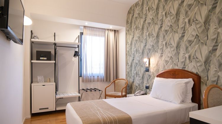 Dei Congressi Hotel Room