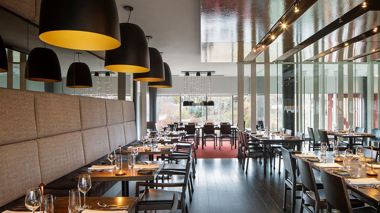 <b>Le Germain Charlevoix Hotel & Spa Restaurant</b>. Images powered by <a href="https://www.leonardoworldwide.com/" title="Leonardo Worldwide" target="_blank">Leonardo</a>.