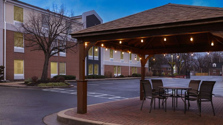 Fairfield Inn & Suites Clinton Other