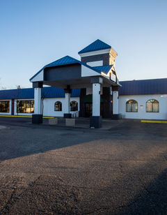 Coratel Inn & Suites by Jasper Eagan