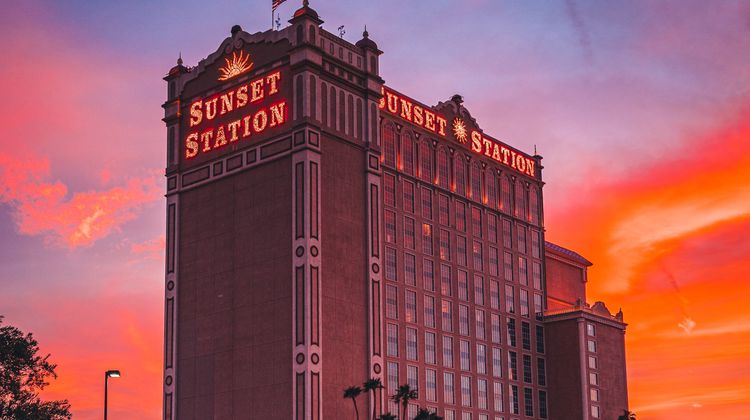 Sunset Station Hotel & Casino Exterior