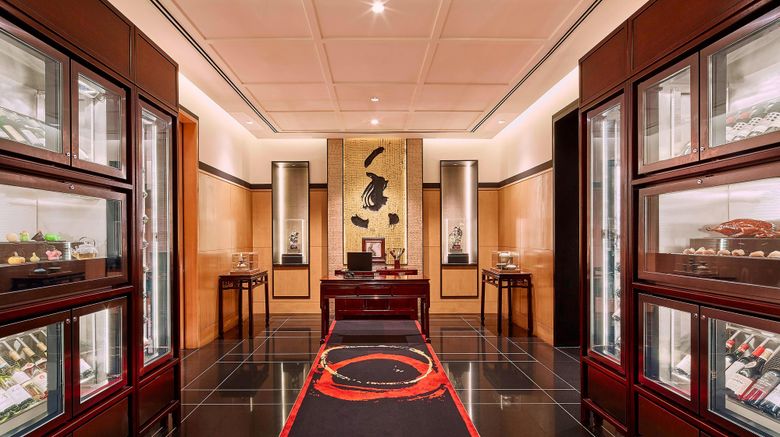 <b>Singapore Marriott Tang Plaza Hotel Restaurant</b>. Images powered by <a href="https://www.leonardoworldwide.com/" title="Leonardo Worldwide" target="_blank">Leonardo</a>.