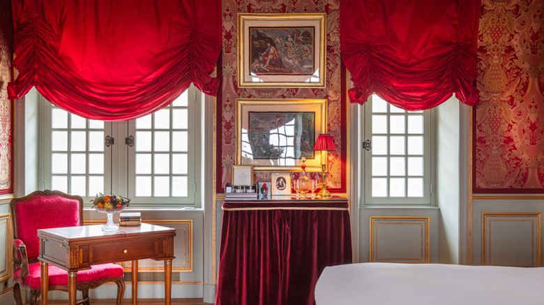 <b>Chateau Louise de la Valliere Room</b>. Images powered by <a href="https://www.leonardoworldwide.com/" title="Leonardo Worldwide" target="_blank">Leonardo</a>.