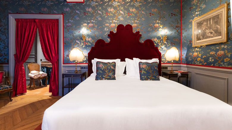 <b>Chateau Louise de la Valliere Room</b>. Images powered by <a href="https://www.leonardoworldwide.com/" title="Leonardo Worldwide" target="_blank">Leonardo</a>.