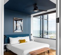Mint House Dallas -Downtown Room