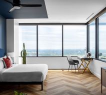 Mint House Dallas -Downtown Room