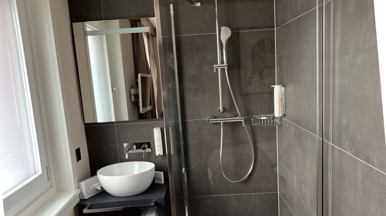 <b>Hotel Rallye Room</b>. Images powered by <a href="https://www.leonardoworldwide.com/" title="Leonardo Worldwide" target="_blank">Leonardo</a>.