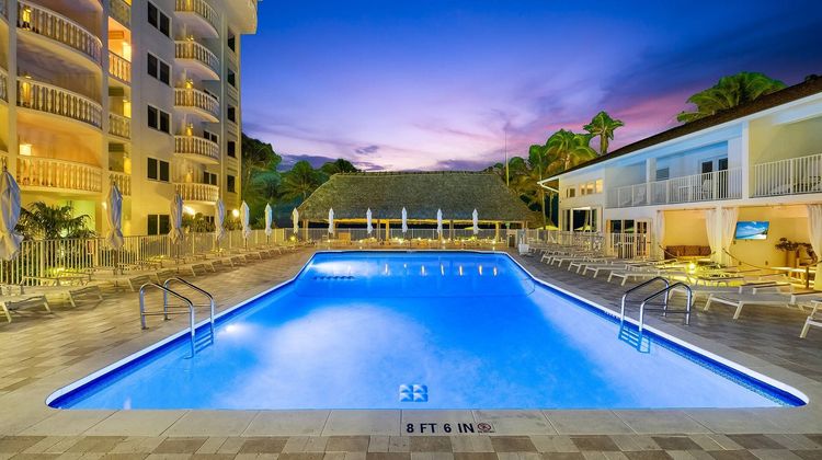 Beachcomber Resort & Villas Pool