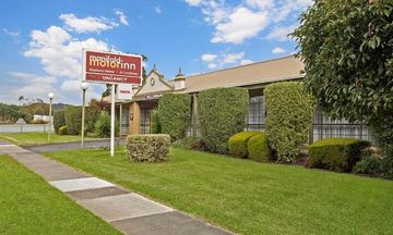 Manifold Motor Inn