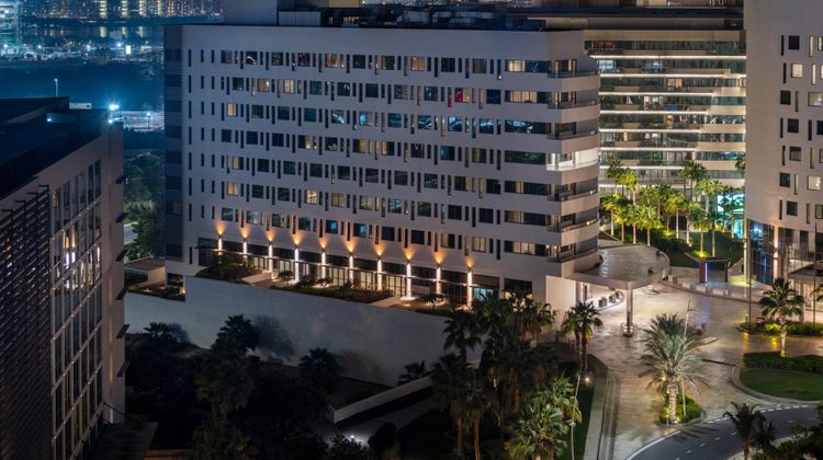 Staybridge Suites Abu Dhabi Yas Island Exterior