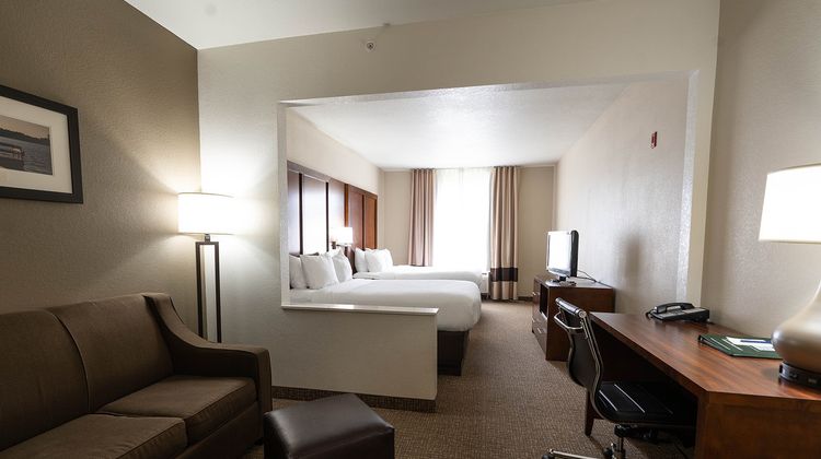 Rapid River Lodge Room