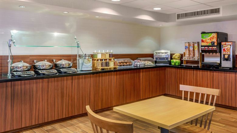 <b>Fairfield Inn Portsmouth Seacoast Restaurant</b>. Images powered by <a href="https://www.leonardoworldwide.com/" title="Leonardo Worldwide" target="_blank">Leonardo</a>.