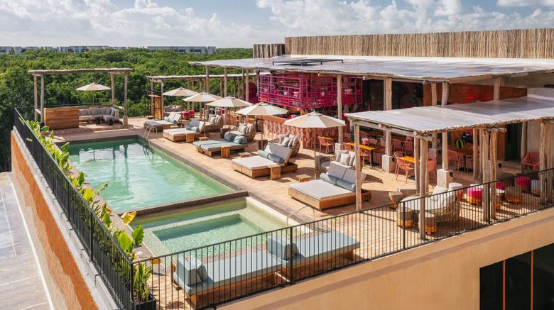 <b>Moxy Tulum Pool</b>. Images powered by <a href="https://www.leonardoworldwide.com/" title="Leonardo Worldwide" target="_blank">Leonardo</a>.