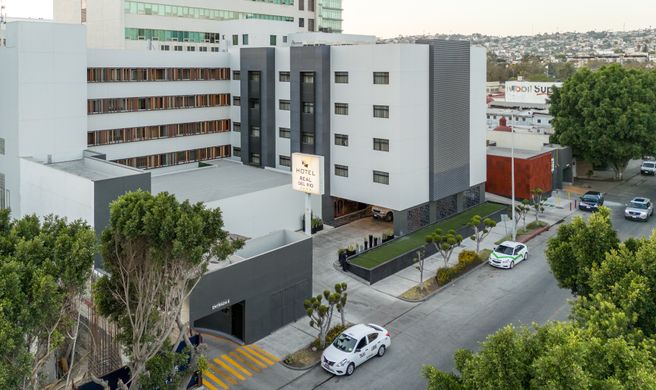 Real del Rio Hotel Exterior