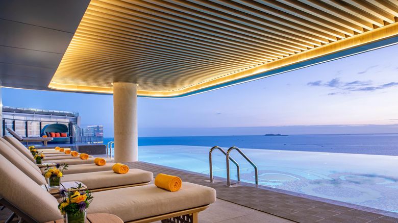 <b>voco Sanya Bay Pool</b>. Images powered by <a href="https://www.leonardoworldwide.com/" title="Leonardo Worldwide" target="_blank">Leonardo</a>.