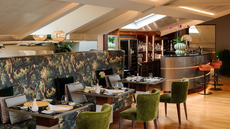 <b>Vista Palazzo Restaurant</b>. Images powered by <a href="https://www.leonardoworldwide.com/" title="Leonardo Worldwide" target="_blank">Leonardo</a>.