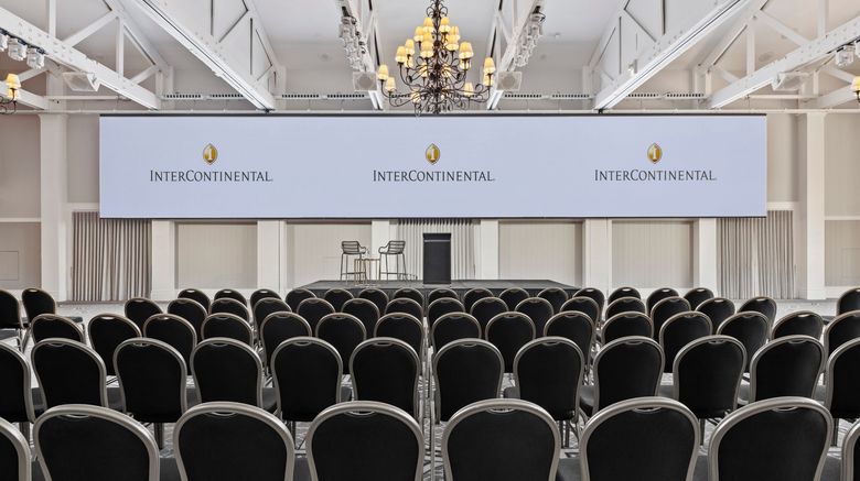 <b>InterContinental Sanctuary Cove Ballroom</b>. Images powered by <a href="https://www.leonardoworldwide.com/" title="Leonardo Worldwide" target="_blank">Leonardo</a>.
